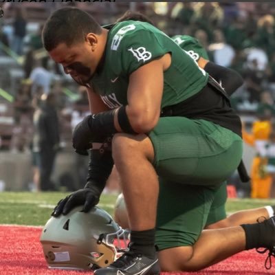 C/o 2024//DE//DT//6'1// 255//Long Beach Poly HS Gpa: 2.5/ 🇹🇴Tz