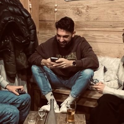 Dylaan_CH's profile picture. Numéro 🔟 dans le dos