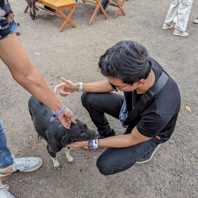 Looking for cool shit to do | Ex co-founder @ PropReturns (YC S21). Life isn't all #000 and #fff. Carve out your own hex.