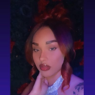 myfragrance23's profile picture. 