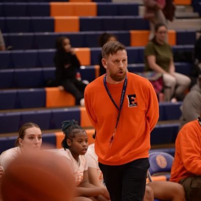 HC Ellet Girls 🏀 - Ladies First Akron High School Director - Be great. Do great things!