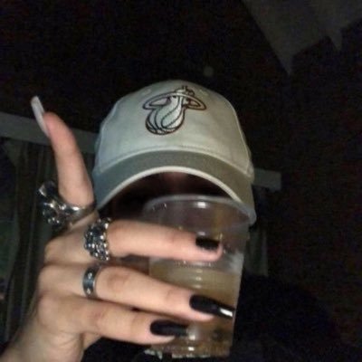 _crazygirlll's profile picture. crazy crazy