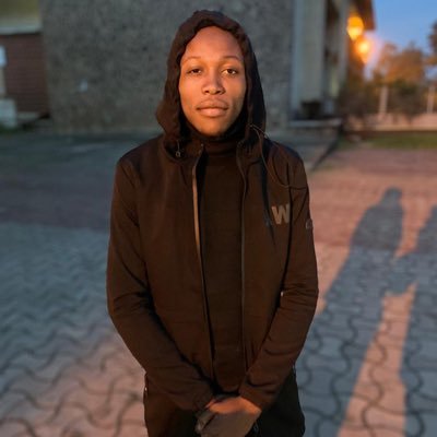 c_omonombe's profile picture. L’étudiant a l’université de Kinshasa et chercheur en droit. Entrepreneur et concepteur de business plan.