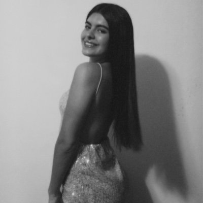 emisolari_'s profile picture. 💌