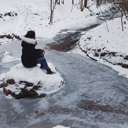 Seseshit158249's profile picture. 