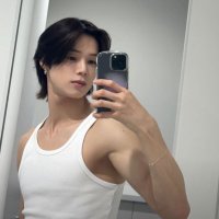 stewie 🐺 (rest) (@_carameldaisuki) 's Twitter Profile