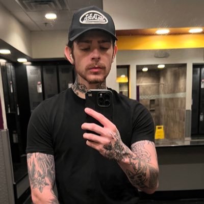 anthonykovalsk2's profile picture. 