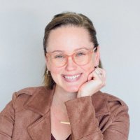 Alli Torban (@allitorban) Twitter profile photo