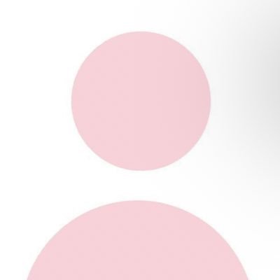 RachelMayeux's profile picture. 