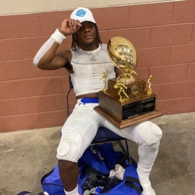 C/O 2022// RB/WR//LLBREEZE🕊// RB UTM💙🦅/ Martin, TN📍//O-D All American🙌🏾/ javion.goins2@icloud.com/2021 state champ💍