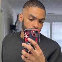 reggie (@youngpapi_21) 's Twitter Profile