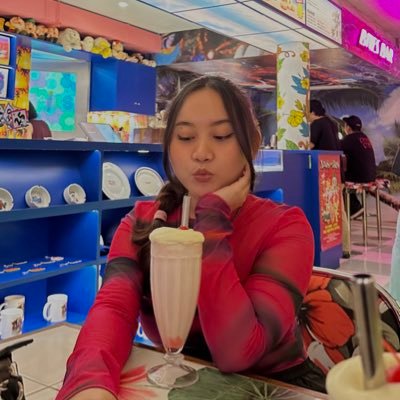 melanichandra's profile picture. a young confusion, what a shame