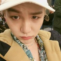naly (@yooncitts) 's Twitter Profile