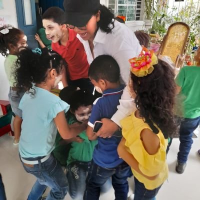 Educadora, Sensibilizadora y Activista Ambiental 🌳⛰️🌊🐈🐕🦋🦅🐿🐒🌎 Subdirectora de la Escuela Ambiental del Cesar 🦜
Contacto: 3185113832