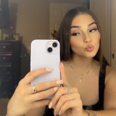 desireejarrin Profile Picture