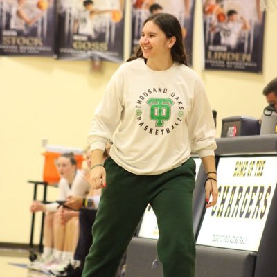 TOHS Varsity Basketball Coach💚🏀 Nike Cal Storm Club Coach