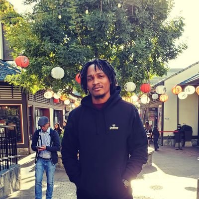 Rell_XLI's profile picture. Safe in the eye of a tornado of souls..