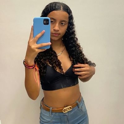 gabi9onorio's profile picture. instalei pra poder falar merda aqui msm