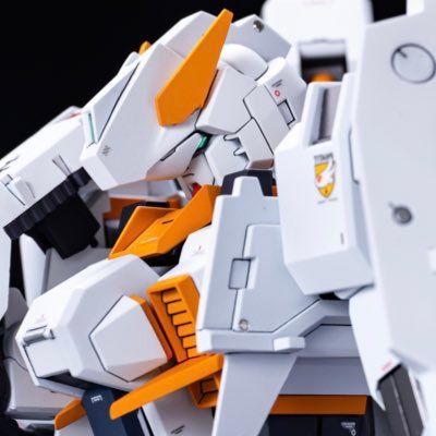 丁寧で綺麗な作風を心掛けています！ @REACT_Umodelers  AoZ