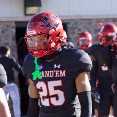 c/o 2023 - 6’3 - 180 - CB/WR - 3.3 GPA - Dysart High School (AZ) - Email: dgrant1505@gmail.com - Mid Season Highlights: https://t.co/aumLAsQUpe