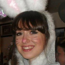 SarahJWiggins's profile picture. Lover of arty, creative, pretty, fluffy, cakey stuff :)