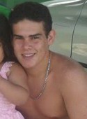pré-universitário, louco pelo América-RN, forrozeiro e tome xote...