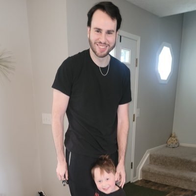 christianneeper's profile picture. https://t.co/C5k1Nd9Gll
