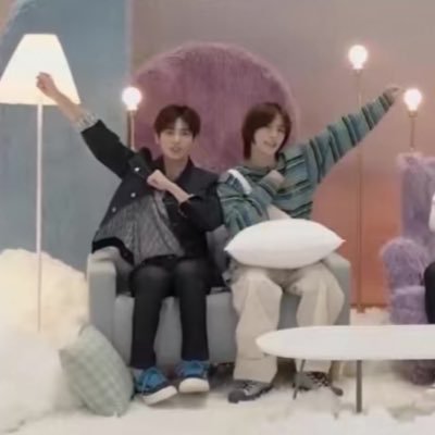 40over🧸🐿ウプズ狂ウプズ尊い💛Taegyu💚人見知りのため鍵🙇♀️💙 ✨トゥバのほこりになるMOAになろう✨かなりウプズよりだけど、オルペン✨箱推し💎トゥバが大好き✨Twitterの使い方🔰🔰🔰🔰🔰
