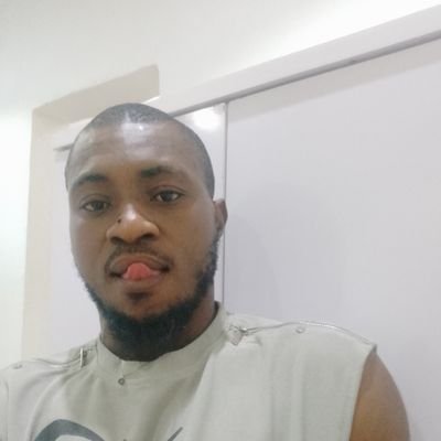 EzeJohn757184's profile picture. 