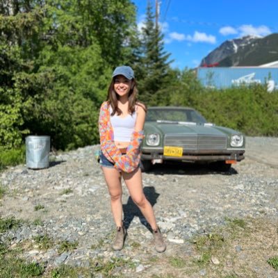 momoy1a's profile picture. Canadaの田舎に単身で移住した日本人女🧞