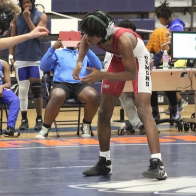 C/O 2026|Wrestler|5’10|132 weight class| email: deronwaters08@gmail.com