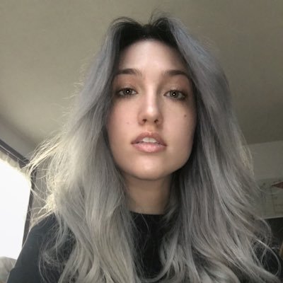 trapped by COVID failure yeehaw 🐢 audhd disabled queer nish nerd poet 🐢 music art science 🐢 #ForTinu
PFP alt: femme w/ light skin & straightened silver hair