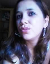 sou uma mulher com uma cara de garota com   20 anos  sou catolica apostolica romana mariana e carismatica procuro  amigos verdadeiros