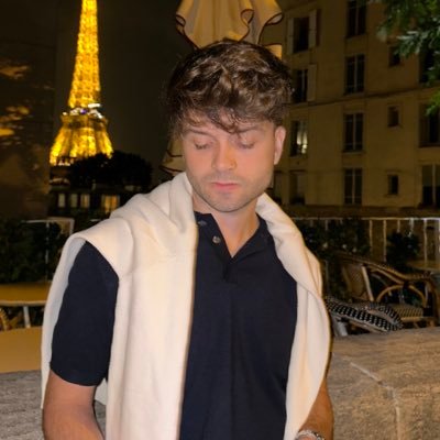 ator e youtuber as vezes... fundador: agência DAB, DAB produções e EBLA skincare