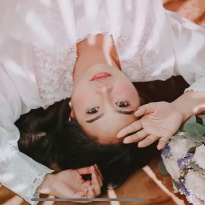 lehThought's profile picture. you deserve to be known 🤍