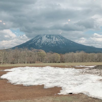 北海道在住。2児の父。勉強の楽しさに気付き、世界遺産検定2級、FP3級を取得。現在は総合旅行業務取扱管理者勉強中。人生の目標は世界一周！