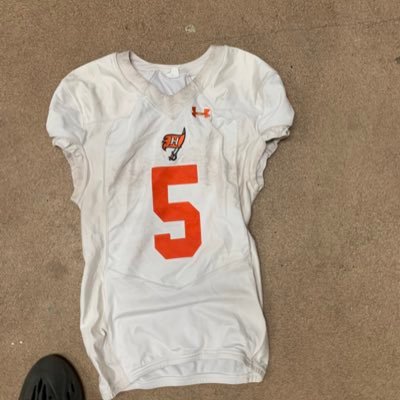 Hoover football , Co2027 , https://t.co/9kv5aXPZn9, 6'2, 225 , MLB, 3.25