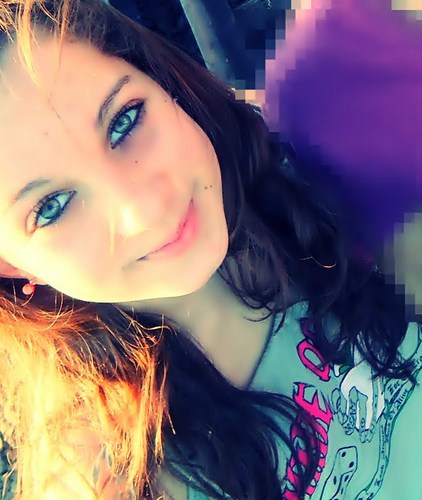 15 anos, aquariana, bipolar, não nasci pra agradar ninguém ok ?   SDV