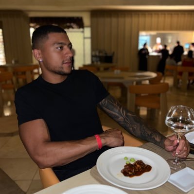 AdxmCostanzo's profile picture. 