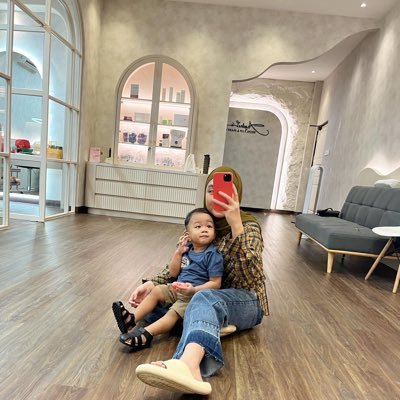 serlycs's profile picture. 