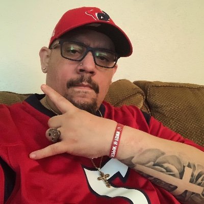 springbranch71e's profile picture. No filters just real life