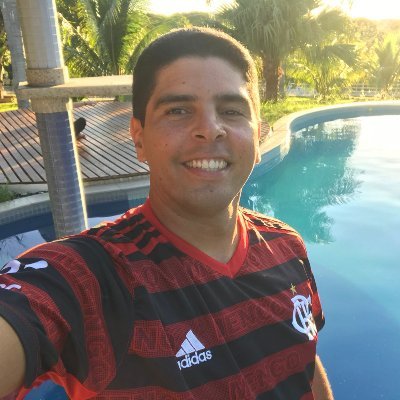 Gosto de games,  às vezes Streamer por lazer, amante do Futebol e Basquete e além do mais Sempre Flamengo... 🎮❤️🖤