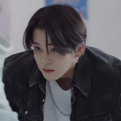 OOO3140_0's profile picture. https://t.co/dY9QzRBca6