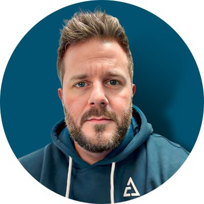 steffen_dybvik's profile picture. Scalping NQ like it owes me rent 🤑 EMAs flirt 🫦  VWAP ghosts 👻 I still win 🥇 NQ is bae 😍