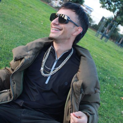 elromyoficial's profile picture. I am a fan of music, programming and composer.
I am also interested in singing and music production.