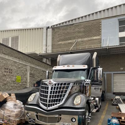 esteban_du58554's profile picture. 