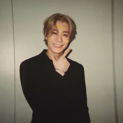 vividplumsky's profile picture. Main Stan Acc for*

ASTRO • ONLYONEOF • THE BOYZ • ONEUS • THE ROSE • XDINARY HEROES • ATEEZ • KINGDOM • P1HARMONY 
To Receipt mainly for purples @Ode_myMoon