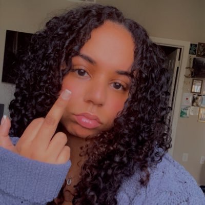 ✨curly hair brat who deserves to be spoiled| 25💋remember your money is my money|payment methods pinned| $journeyqueenn✨