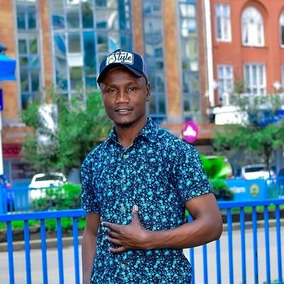 Passionate Fine Artist,
Child of God,
Proud African, Crypto enthusiast, Arsenal Fan...This is Me!