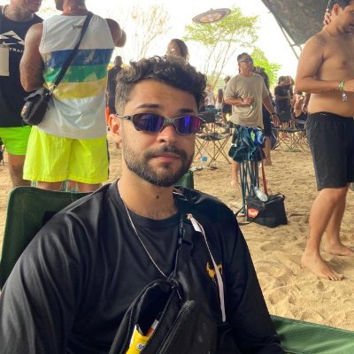 _mbrto's profile picture. Músico vivendo um sonho 🤯